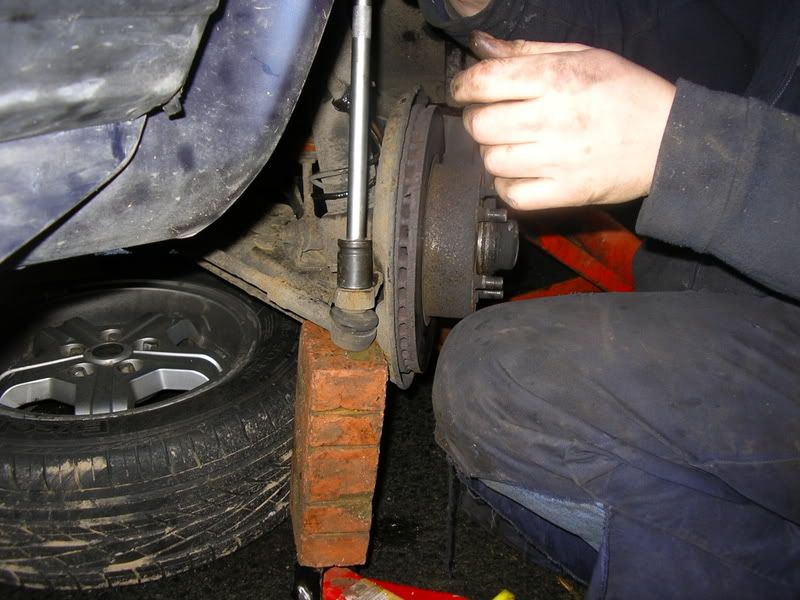 How to replace front suspension springs and shocks/struts on Volvo 240
